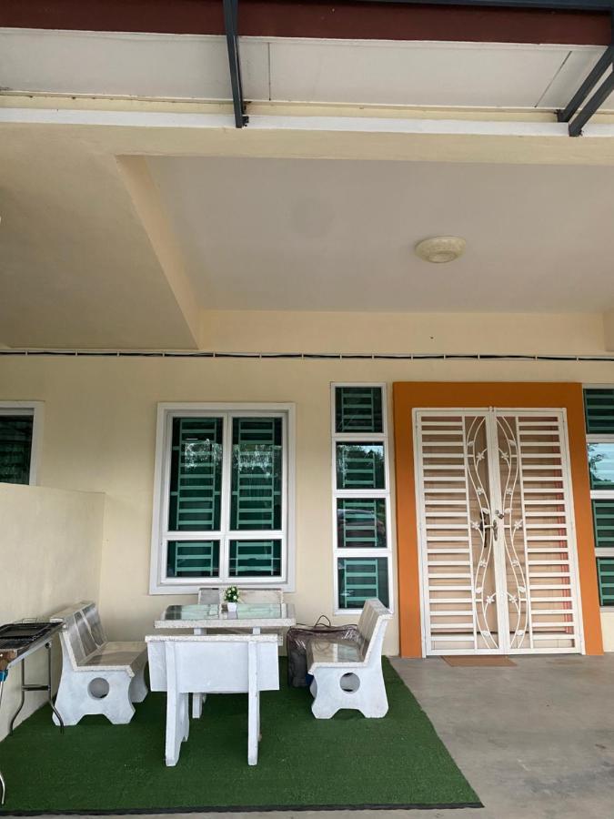 Cik Misi Homestay Sik Exterior foto